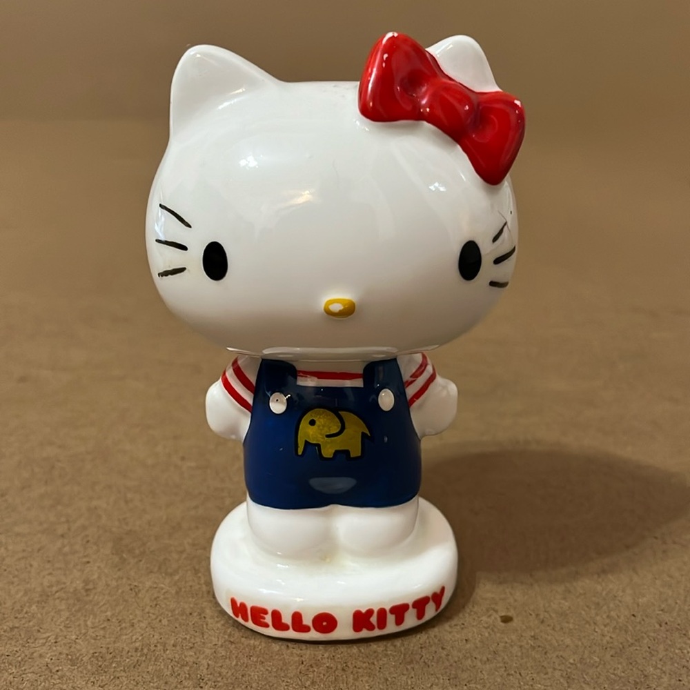 Hello Kitty Coin Bank